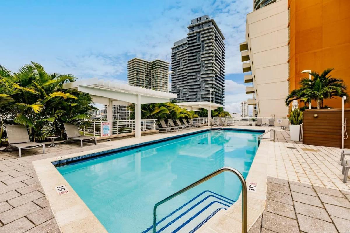 Palm Place Heart Of Miami With Parking Pool And Gym 외부 사진