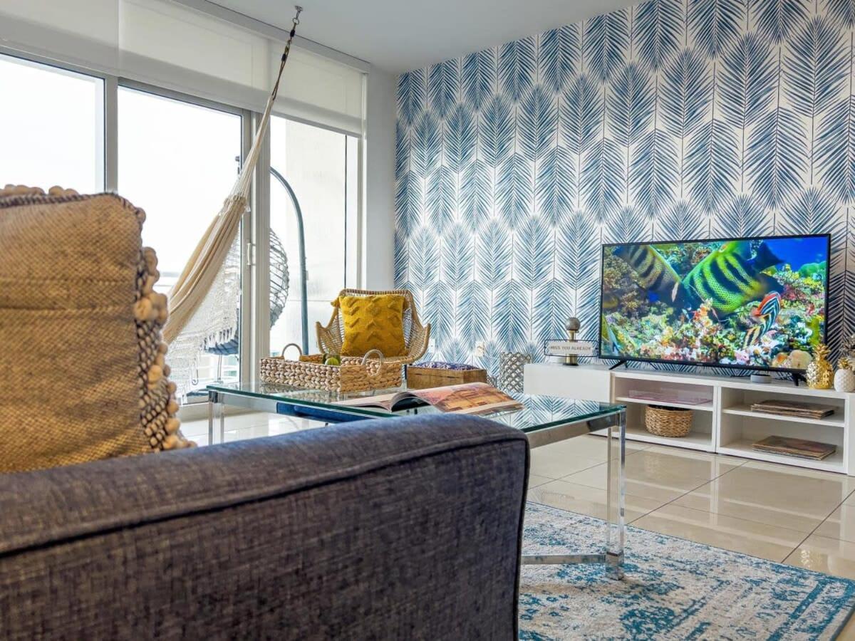Palm Place Heart Of Miami With Parking Pool And Gym 외부 사진