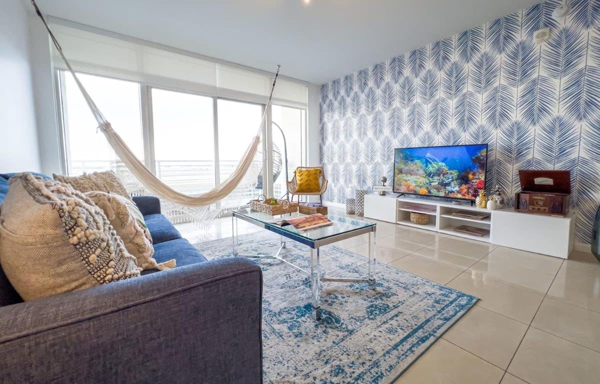 Palm Place Heart Of Miami With Parking Pool And Gym 외부 사진